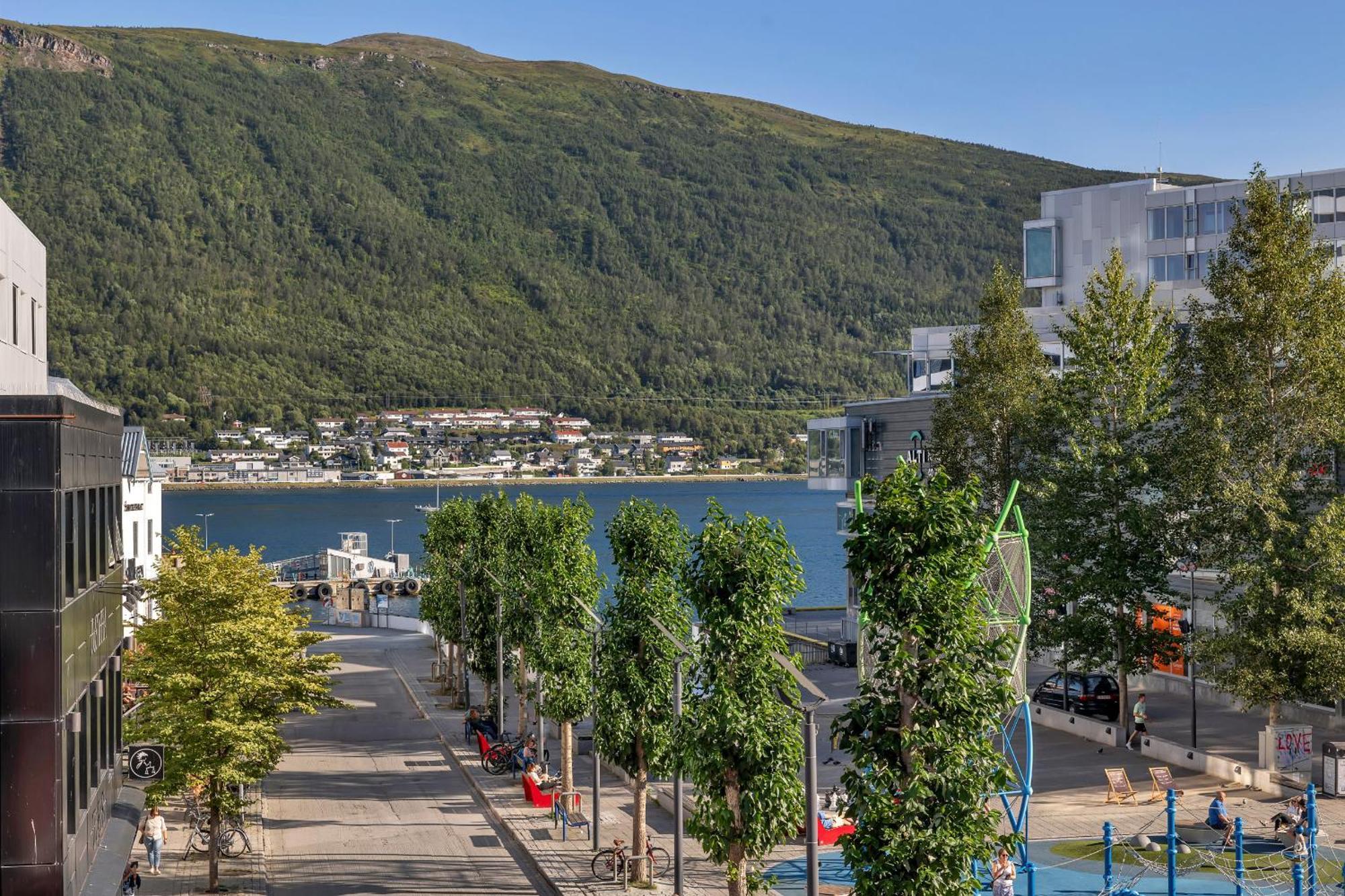 The Loft - Central Top Floor Apartment With 4 Bedrooms Τρόμσο Εξωτερικό φωτογραφία